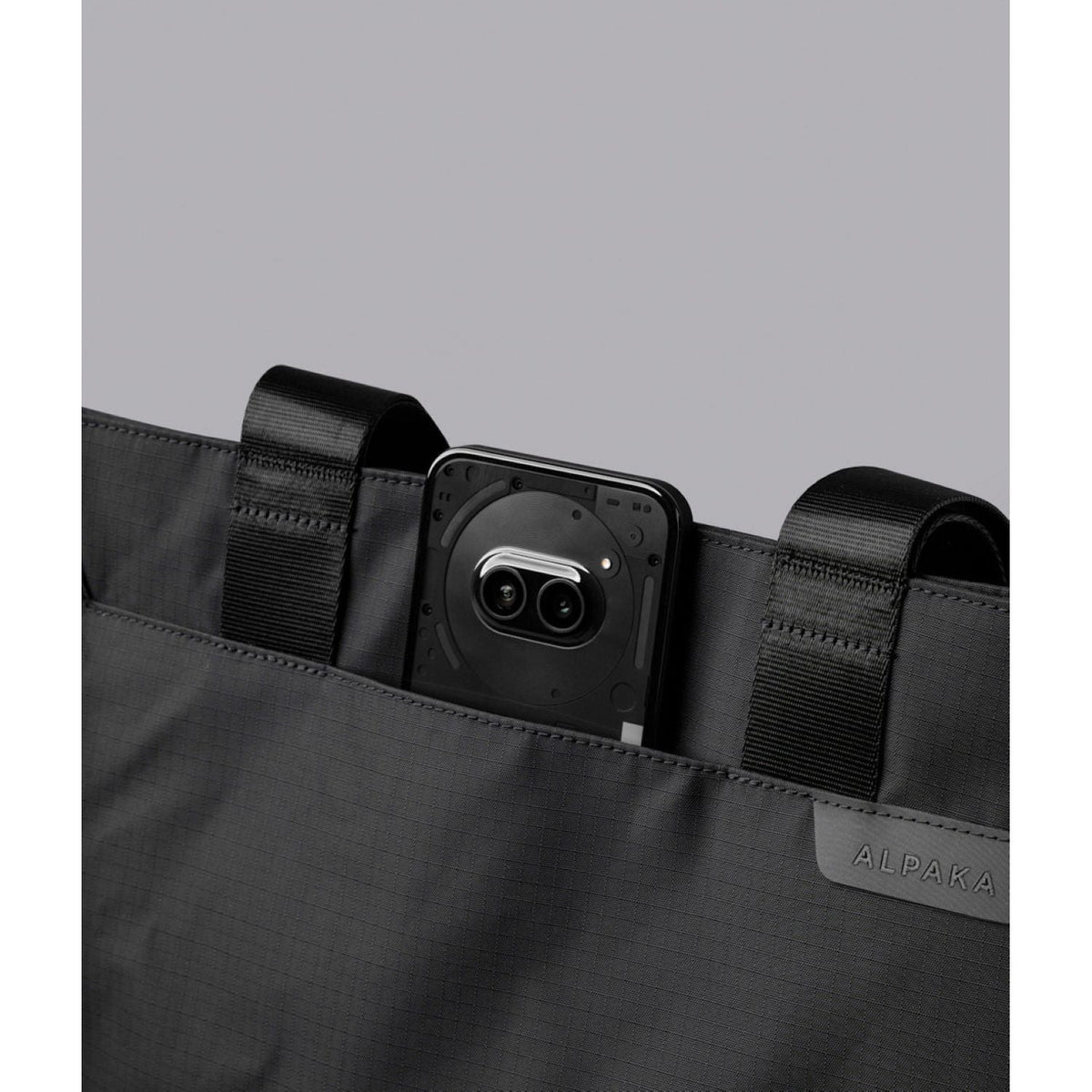 ALPAKA Elements Tote Bag (M) Axoflux 210D (Black/Grey)
