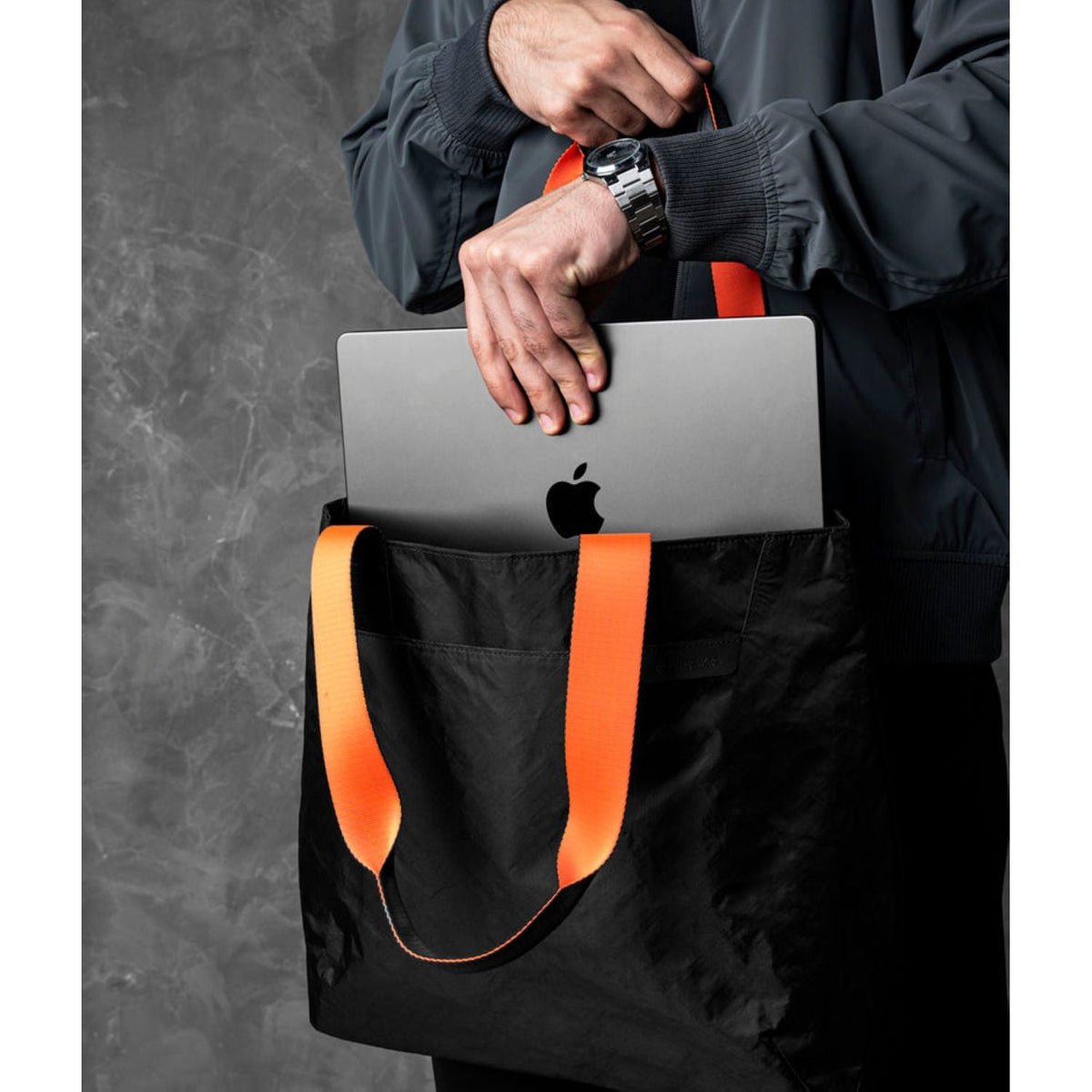 ALPAKA Elements Tote Bag (M) Ecopak EPLX200 (Black Knight)