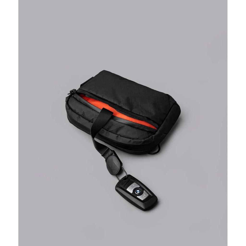 ALPAKA Flight Sling 1L Ultradyne 100D (Black)