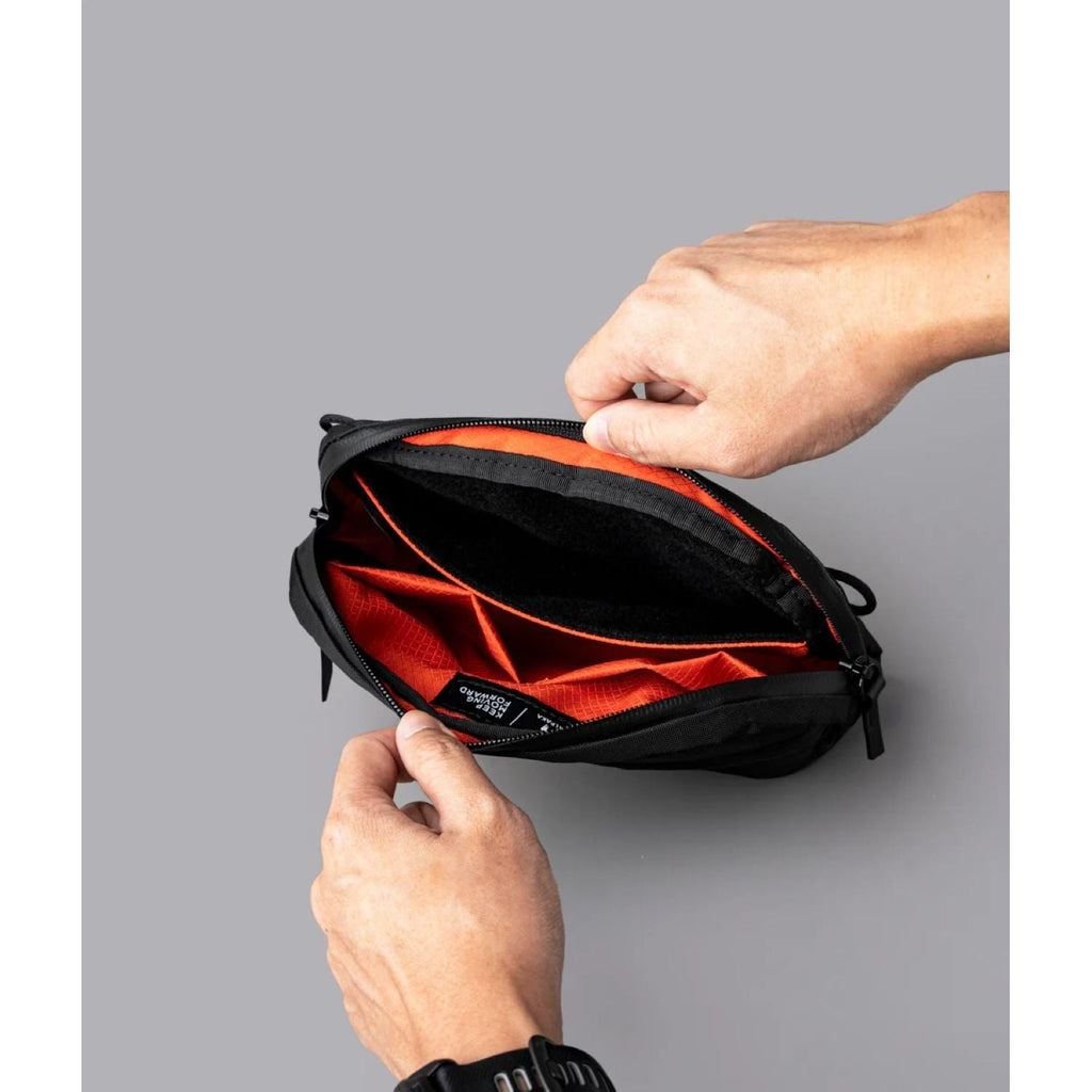 ALPAKA Flight Sling 1L X-Pac VX07 Ripstop (Black)
