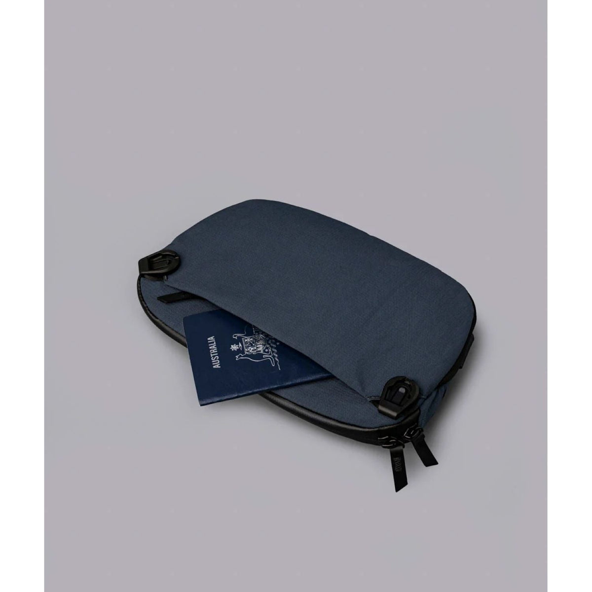 ALPAKA Flight Sling Pro 2.5L Axoflux 400D Ripstop Nylon (Moonlight Blue)