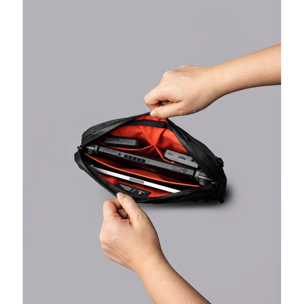 ALPAKA Flight Sling X-Pac VX07 Ripstop (Black)