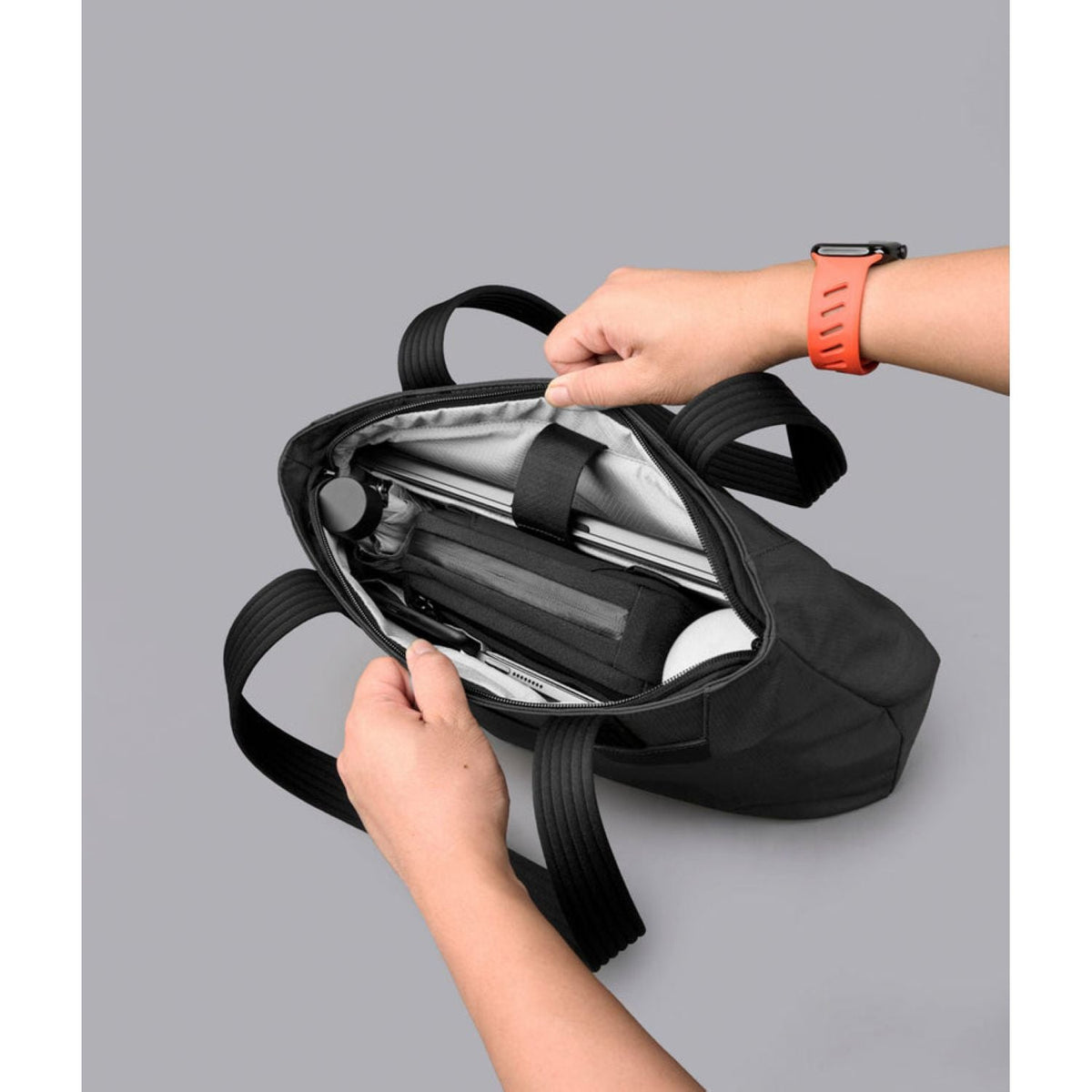 ALPAKA Flight Tote Bag (S) Axoflux 400D Ripstop Nylon (Black)