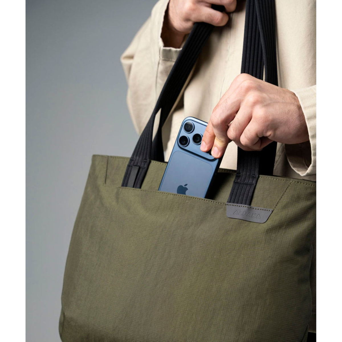 ALPAKA Flight Tote Bag (S) Axoflux 400D Ripstop Nylon (Green)