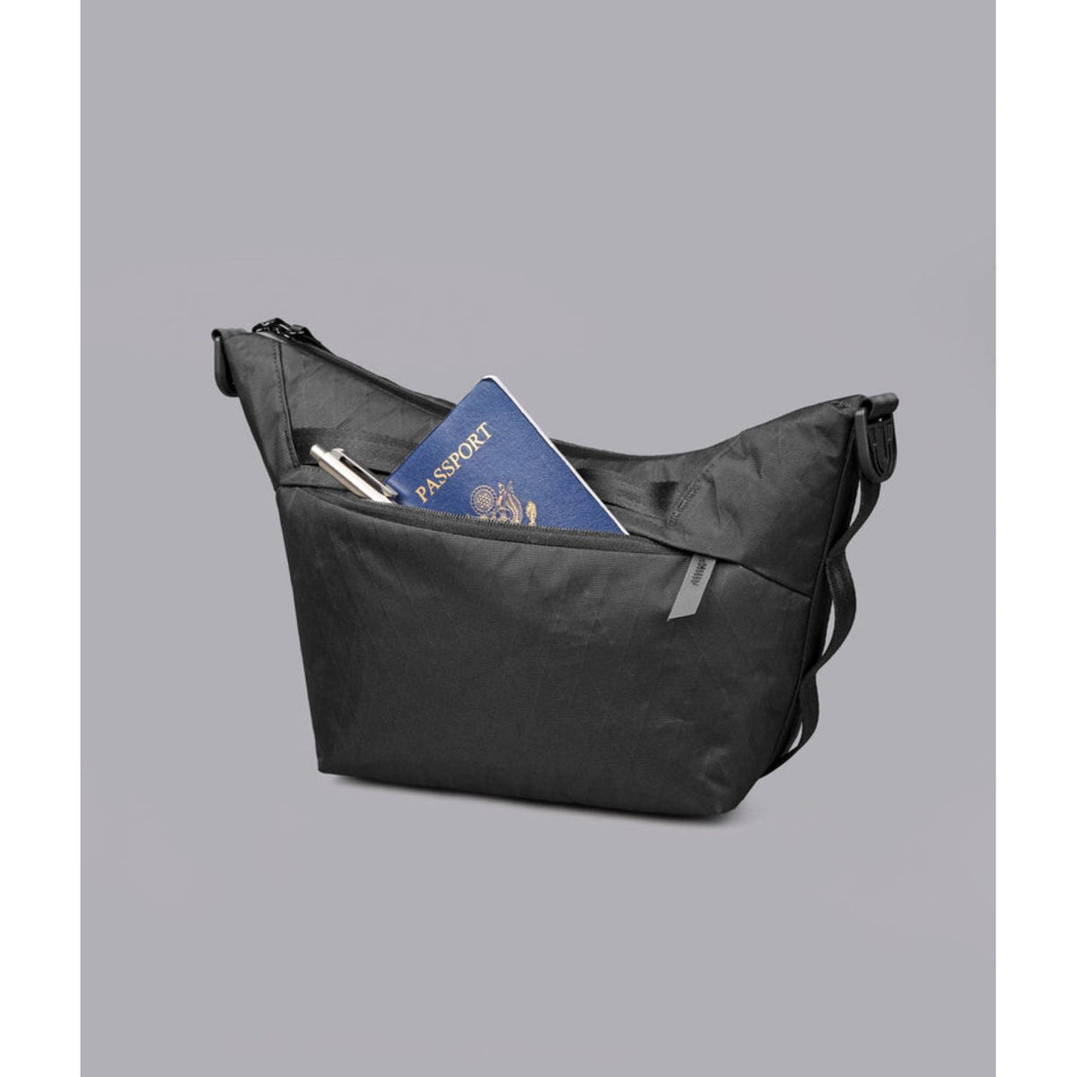 ALPAKA Flow Satchel 4L X-Pac X42 (Black)