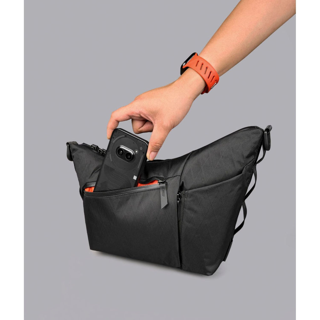 ALPAKA Flow Satchel 4L X-Pac X42 (Black)