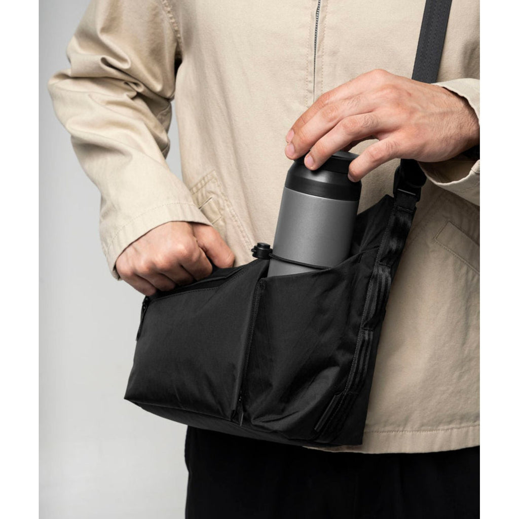 ALPAKA Flow Satchel 4L X-Pac X42 (Black)