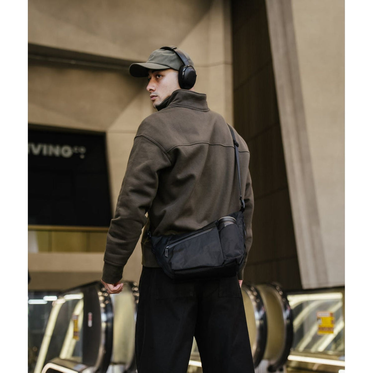 ALPAKA Flow Satchel 4L X-Pac X42 (Black)