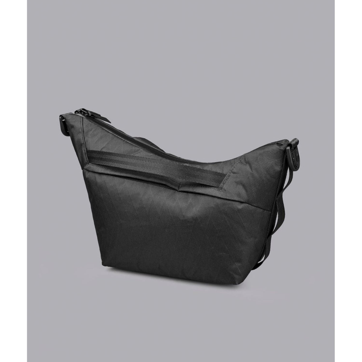 ALPAKA Flow Satchel 4L X-Pac X42 (Black)