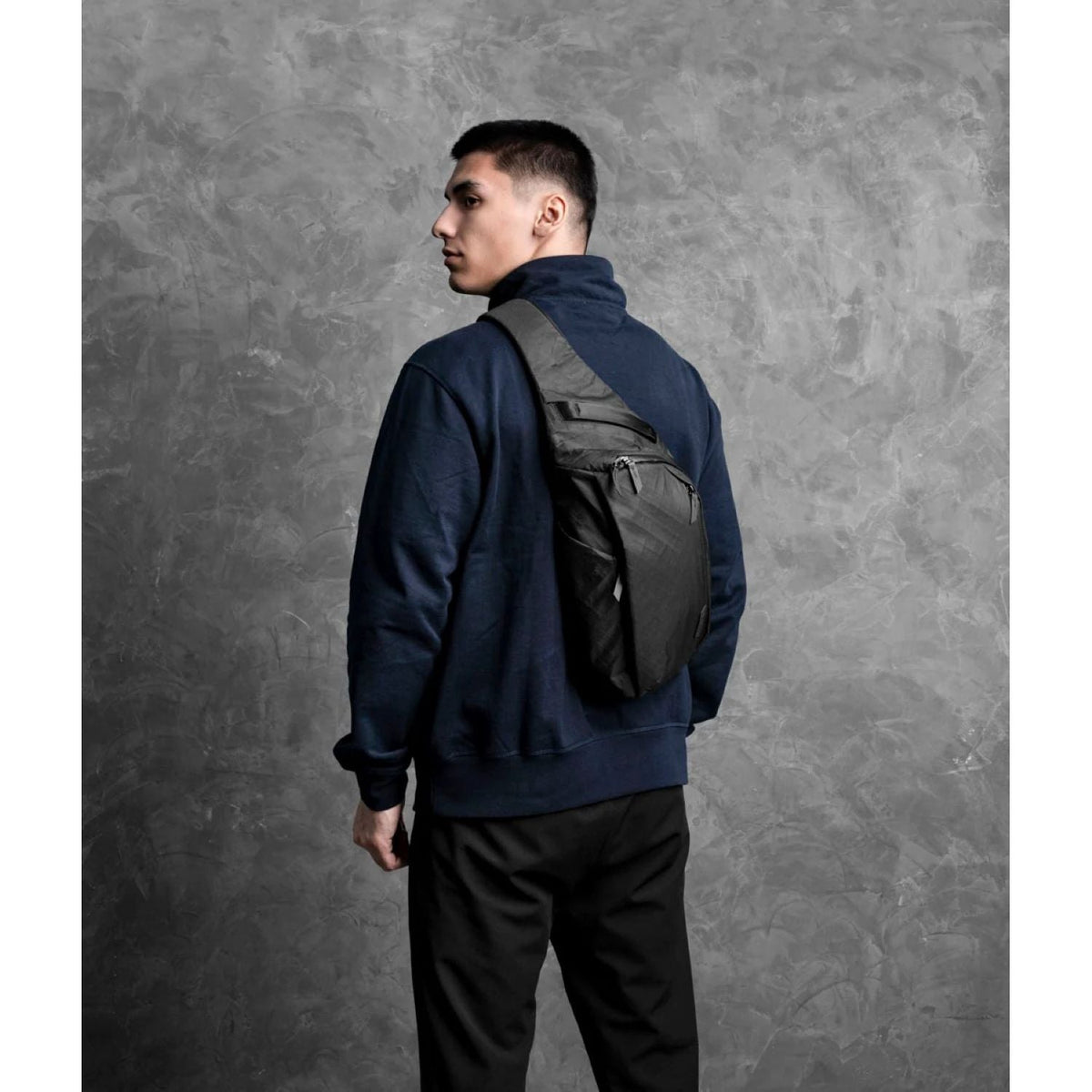 ALPAKA Metro Crossbody Left Shoulder Ultradyne 100D (Black)