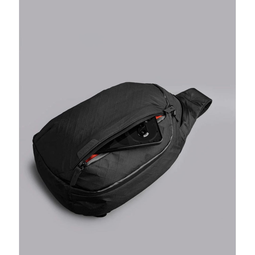 ALPAKA Metro Crossbody Left Shoulder Ultradyne 100D (Black)