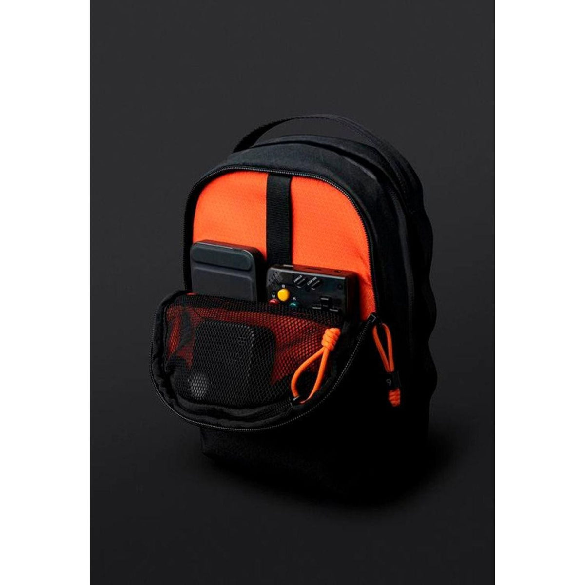 ALPAKA Metro Sling Max 9Th Anniversary Edition Axogrid 300D (Black)
