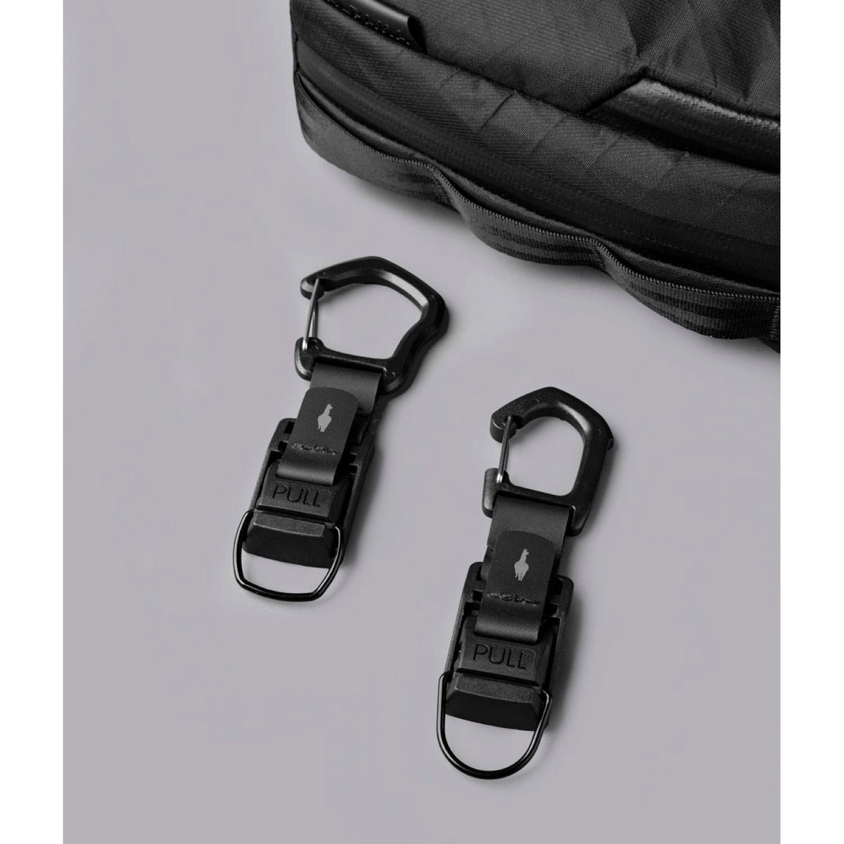ALPAKA Metro Sling V2 Ultradyne 100D (Black)