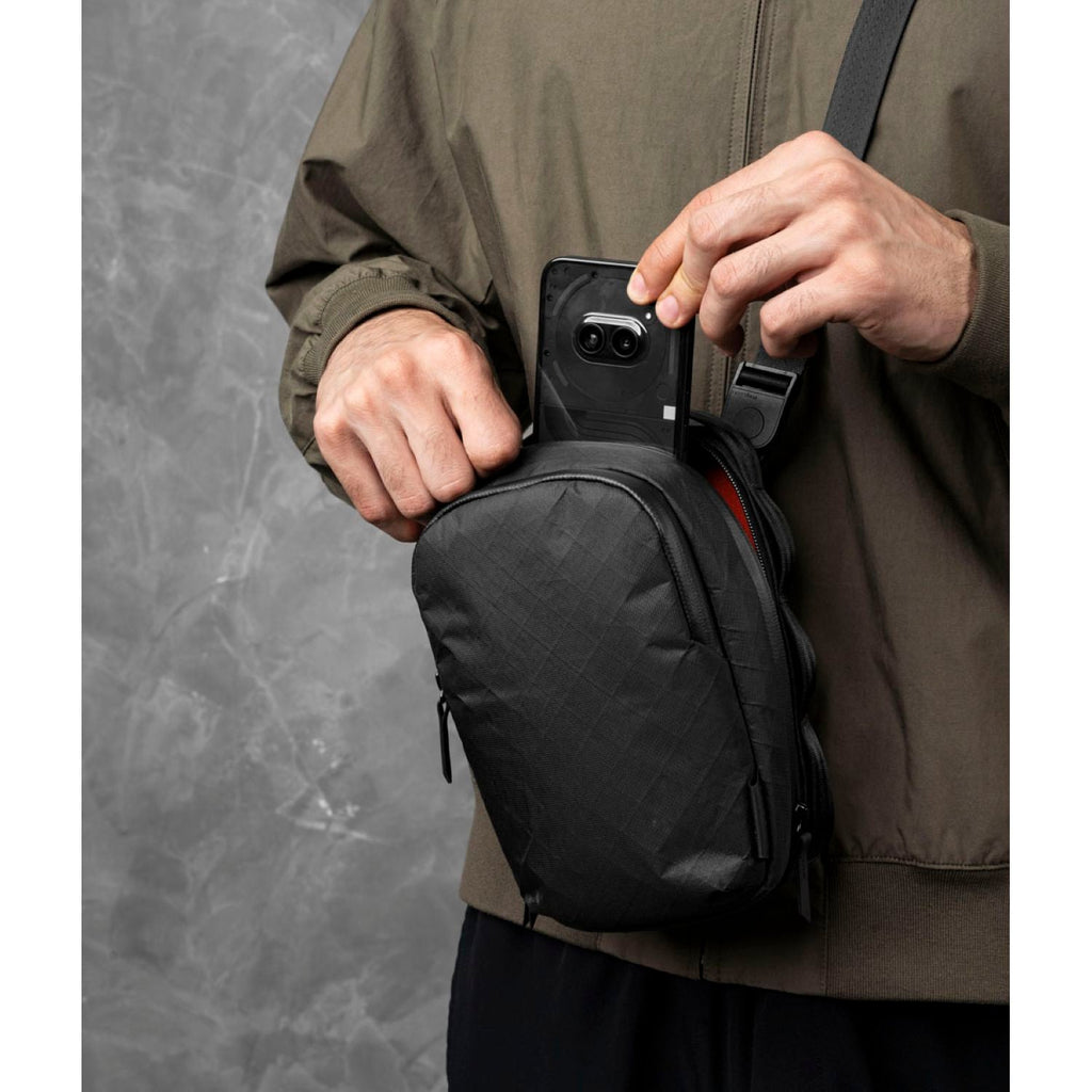 ALPAKA Metro Sling V2 Ultradyne 100D (Black)