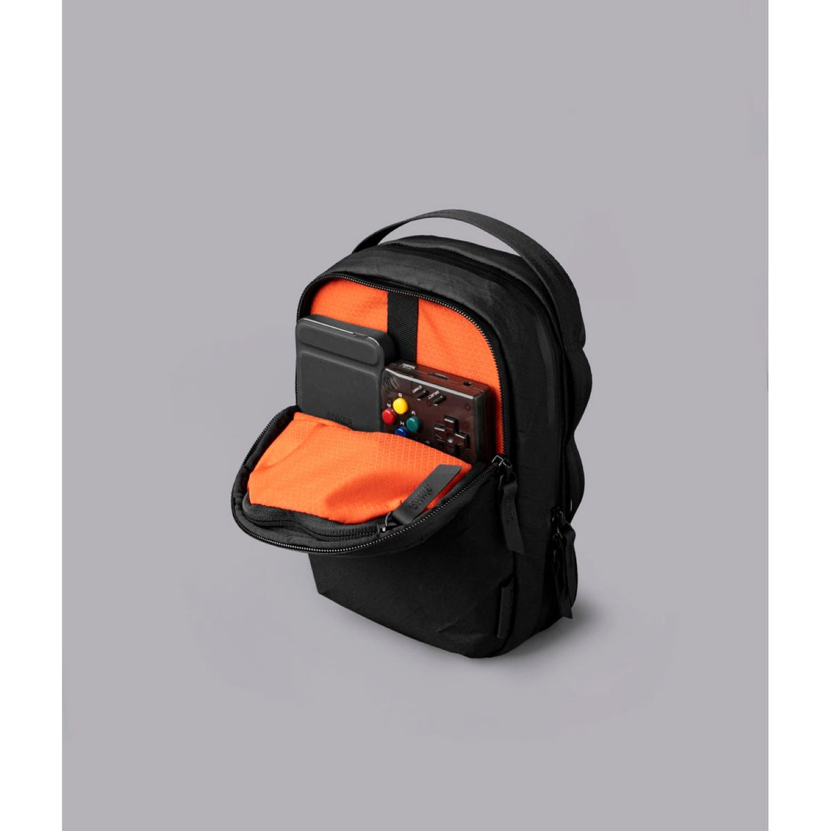 ALPAKA Metro Sling V2 Ultradyne 100D (Black)