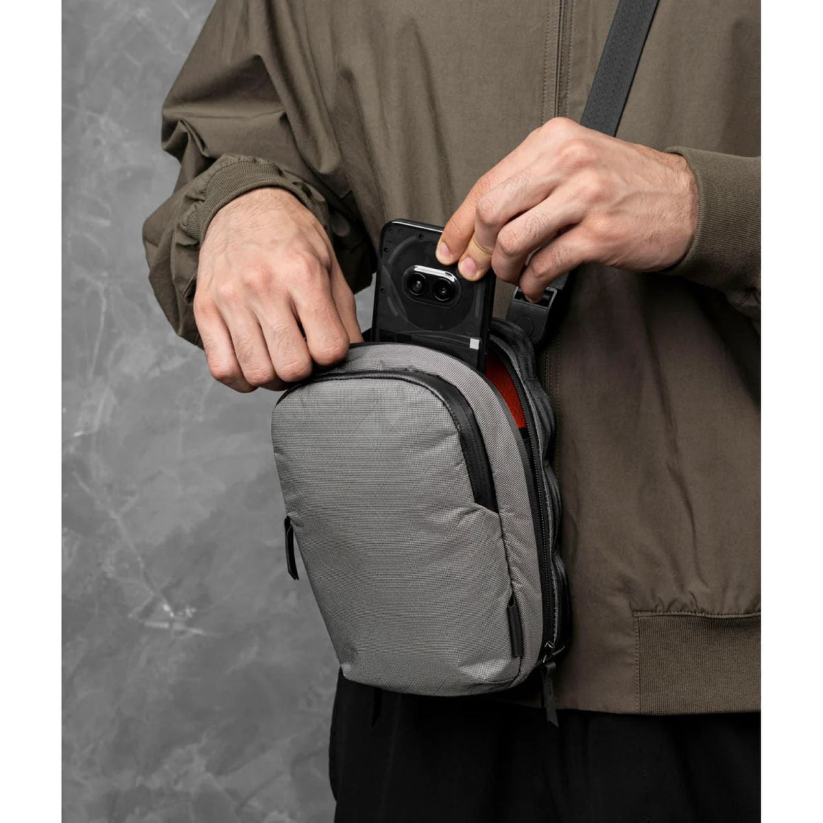ALPAKA Metro Sling V2 Ultradyne 100D (Grey)