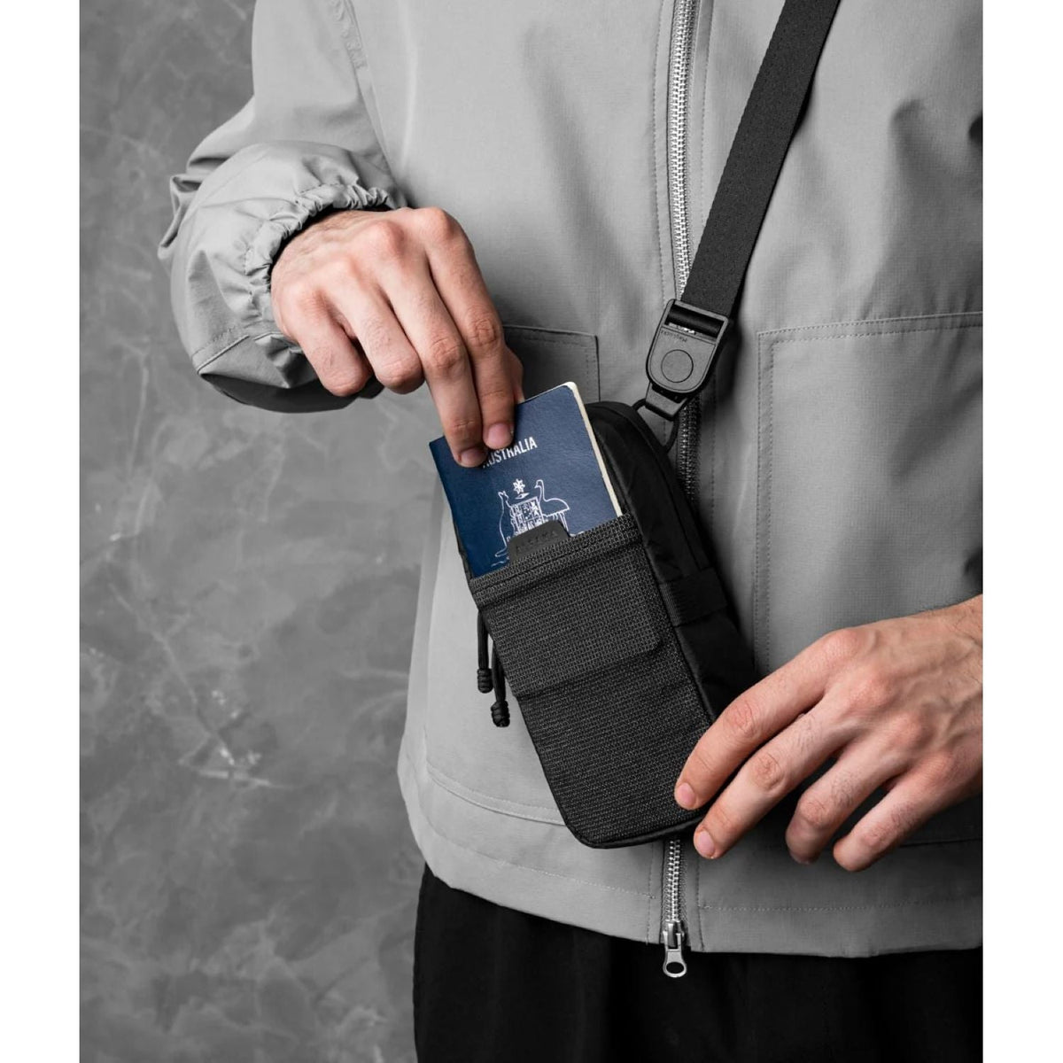 ALPAKA Modular Shoulder Pocket Max Ultradyne 100D (Black)