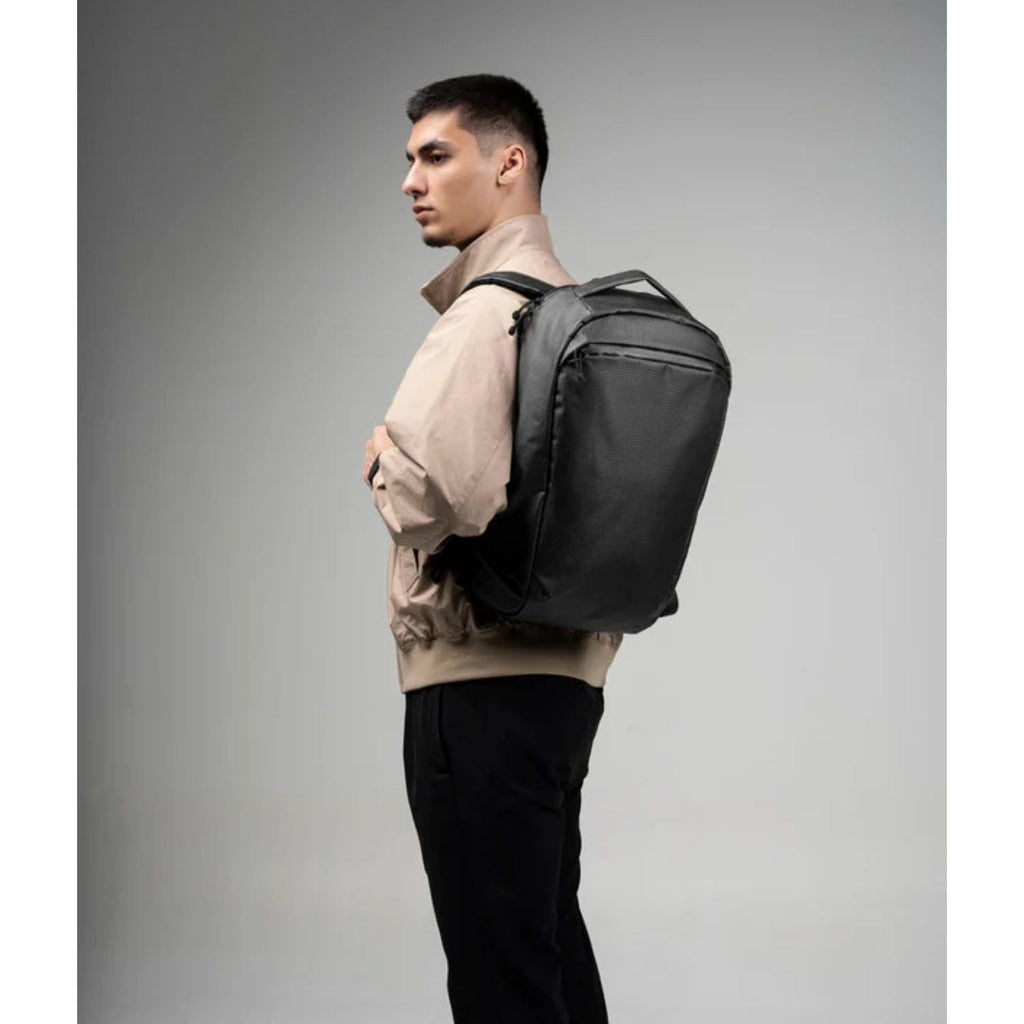 ALPAKA Momentum Backpack Axodyne Hybrid (Black)