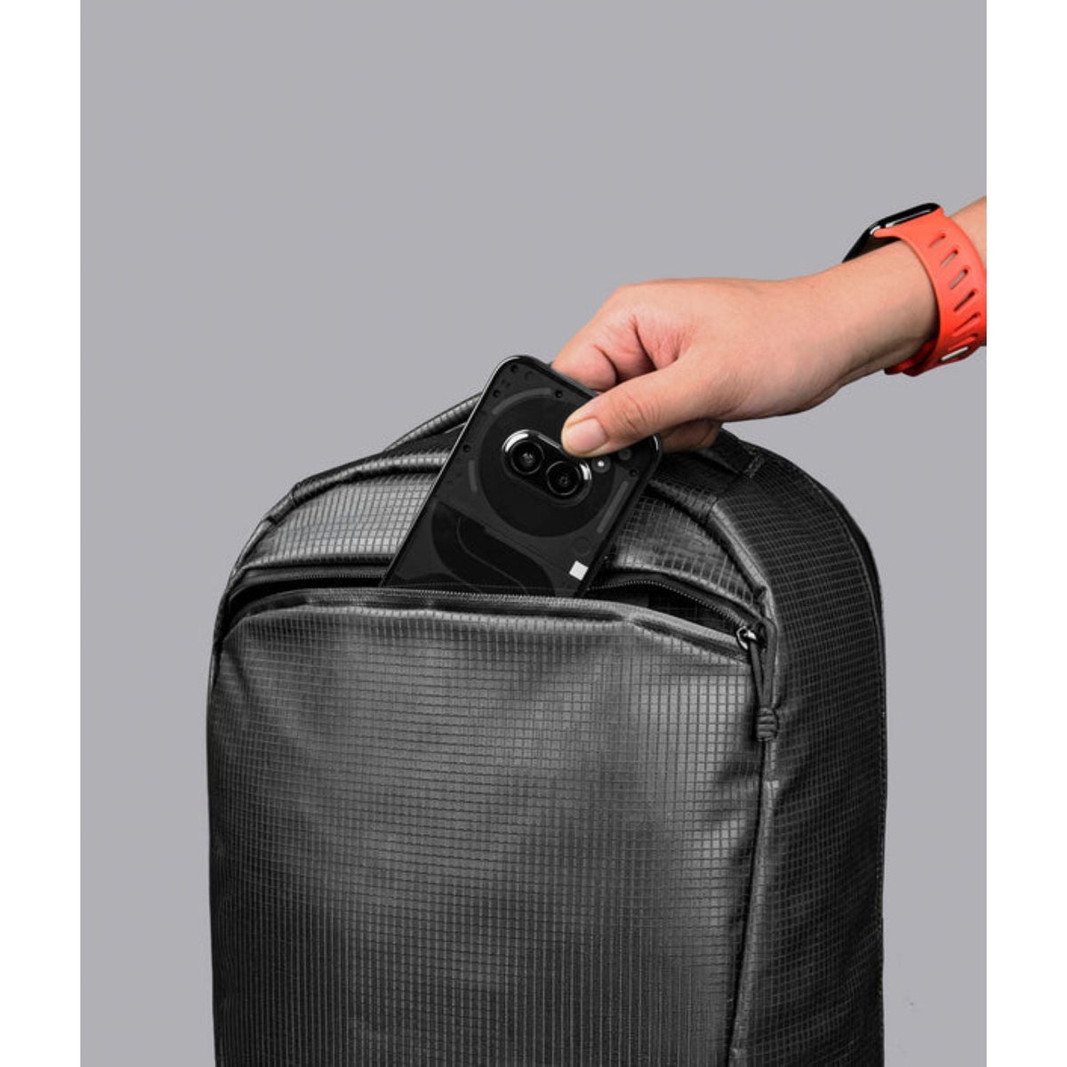 ALPAKA Momentum Backpack Axodyne Hybrid (Black)