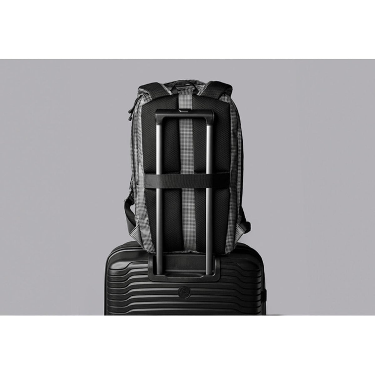 ALPAKA Momentum Backpack Axodyne Hybrid (Grey)