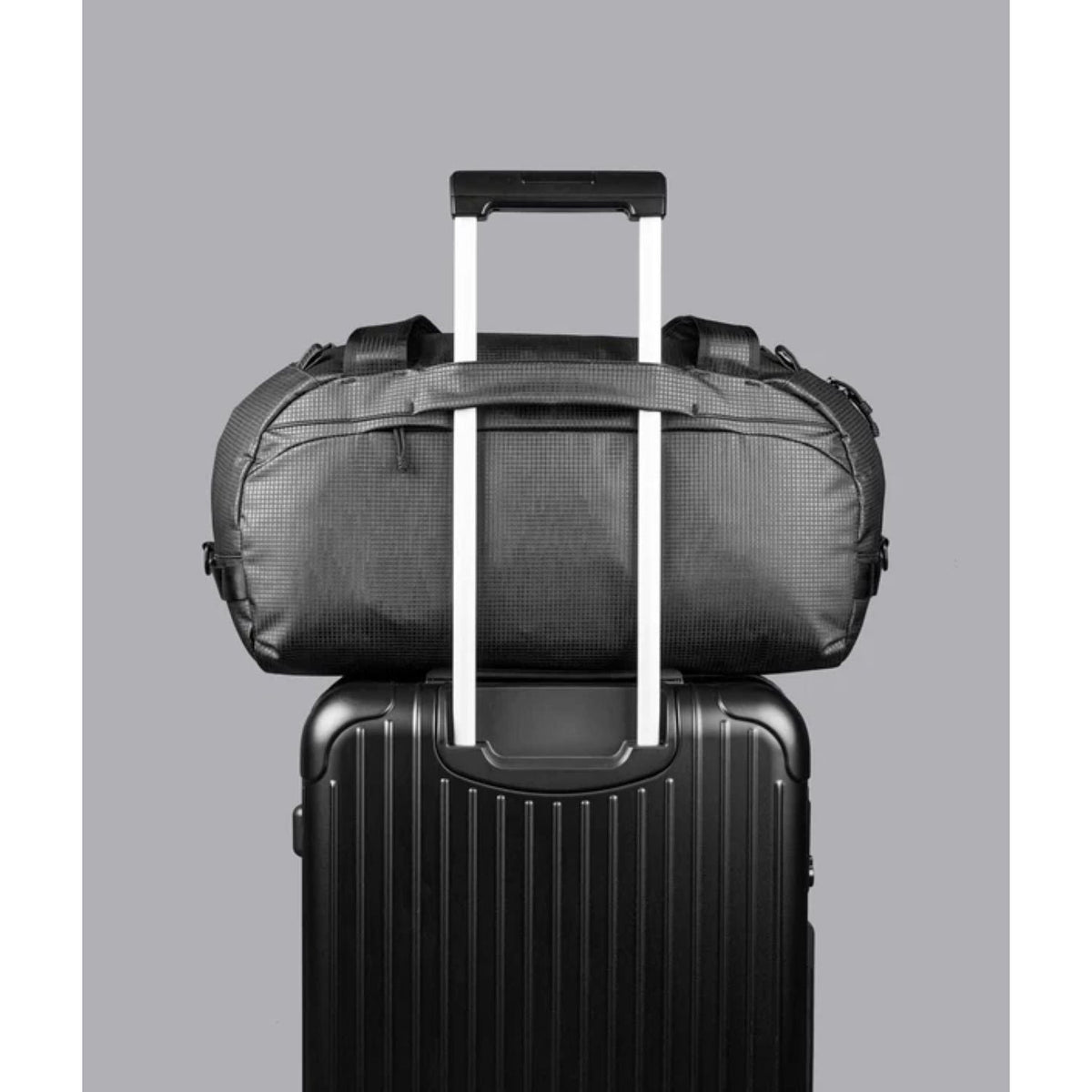 ALPAKA Momentum Duffel Axodyne Hybrid (Black)