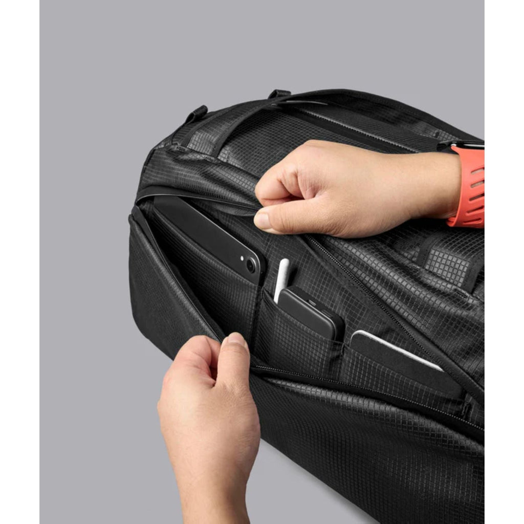 ALPAKA Momentum Duffel Axodyne Hybrid (Black)