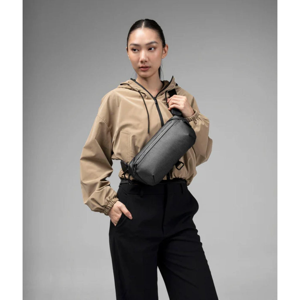 ALPAKA Momentum Sling Axodyne Hybrid (Black)