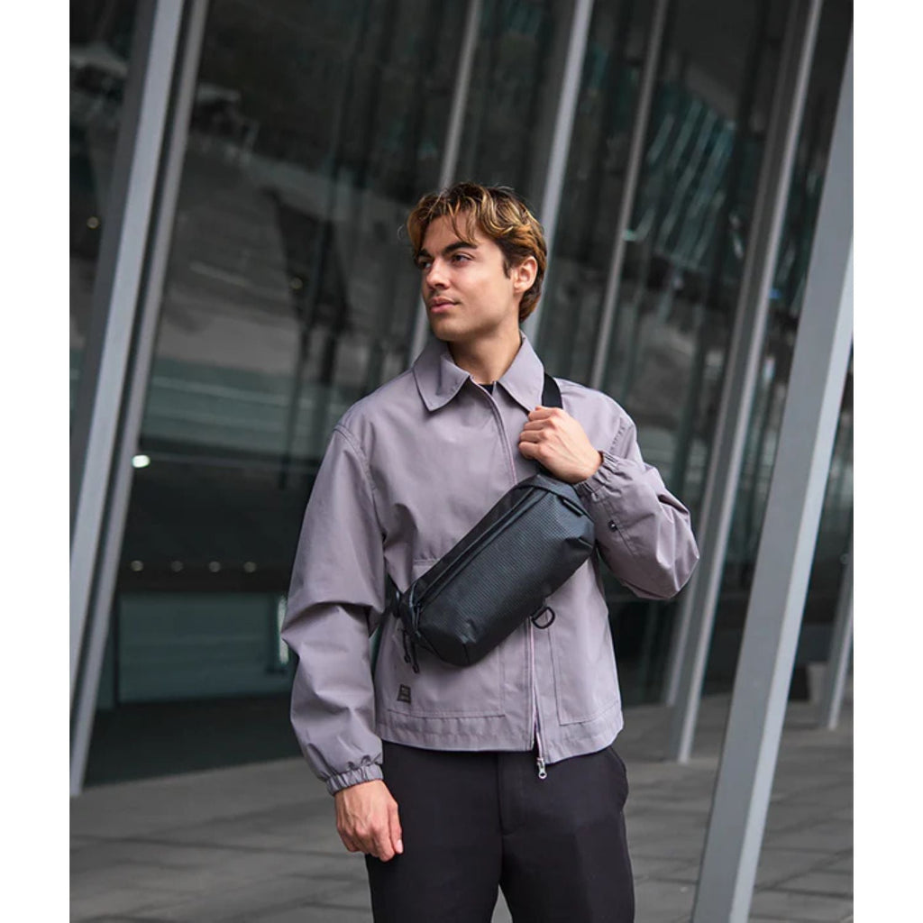 ALPAKA Momentum Sling Axodyne Hybrid (Black)