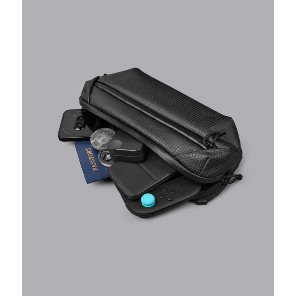 ALPAKA Momentum Sling Axodyne Hybrid (Black)