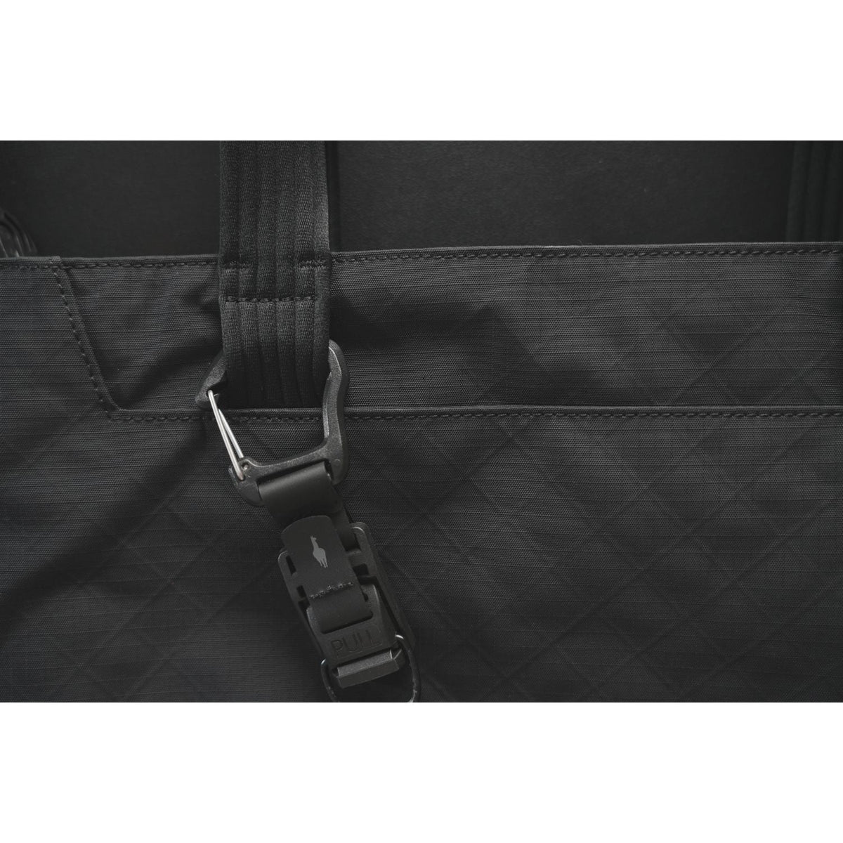 ALPAKA Vertigo Tote Slashmode Edition Axogrid 210D (Black)