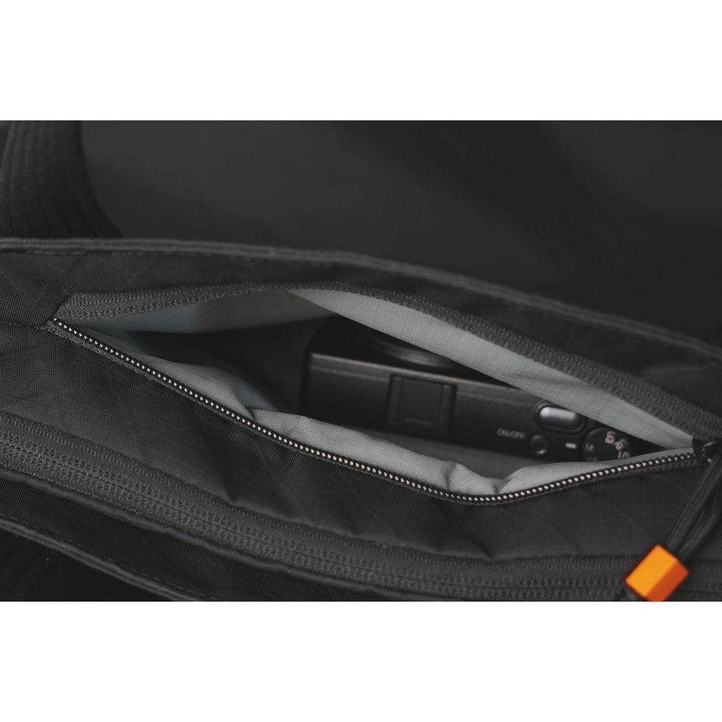 ALPAKA Vertigo Tote Slashmode Edition Axogrid 210D (Black)