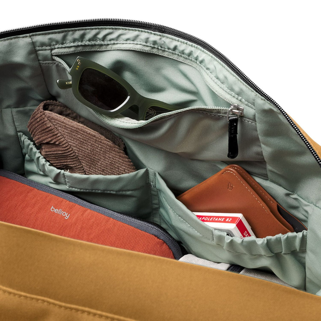 Bellroy Classic Duffel 35L - Camel