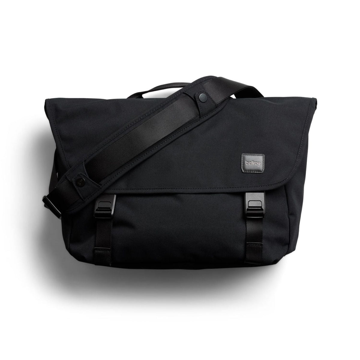 Bellroy Classic Messenger - Black
