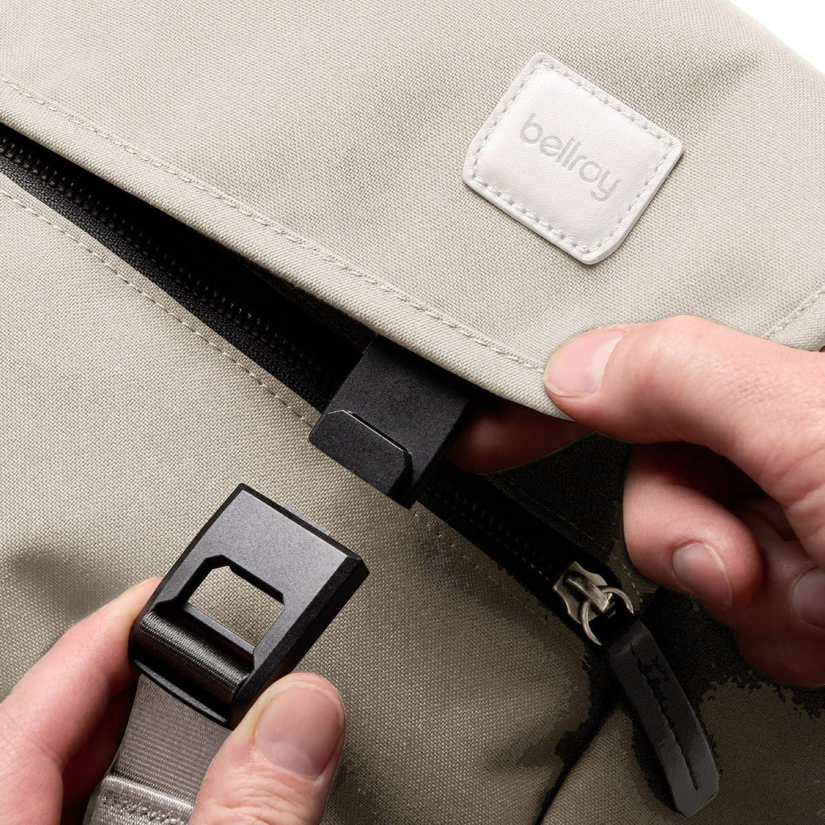 Bellroy Classic Messenger - Steel