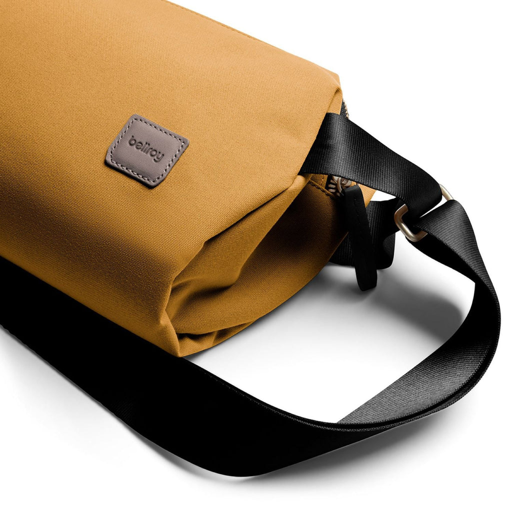 Bellroy Classic Sling 5L - Camel
