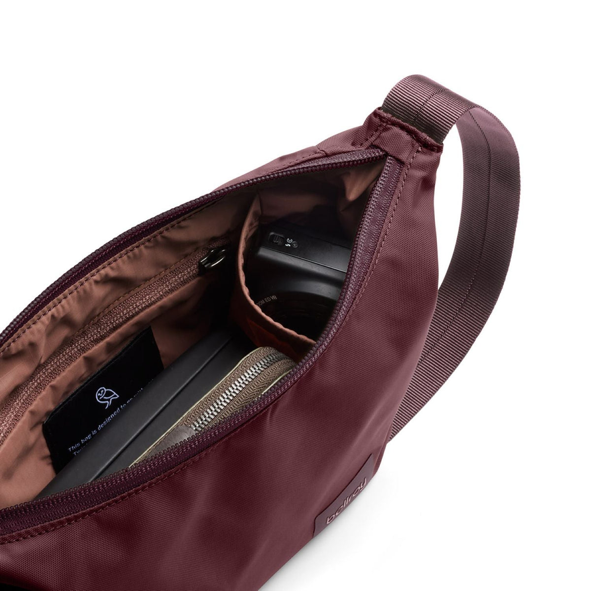 Bellroy Laneway Crescent Bag 2.5L - Fig