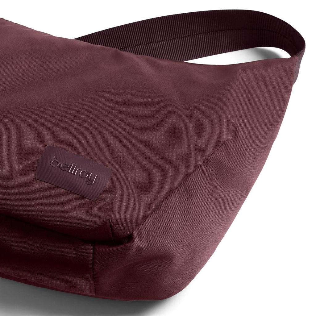 Bellroy Laneway Crescent Bag 2.5L - Fig