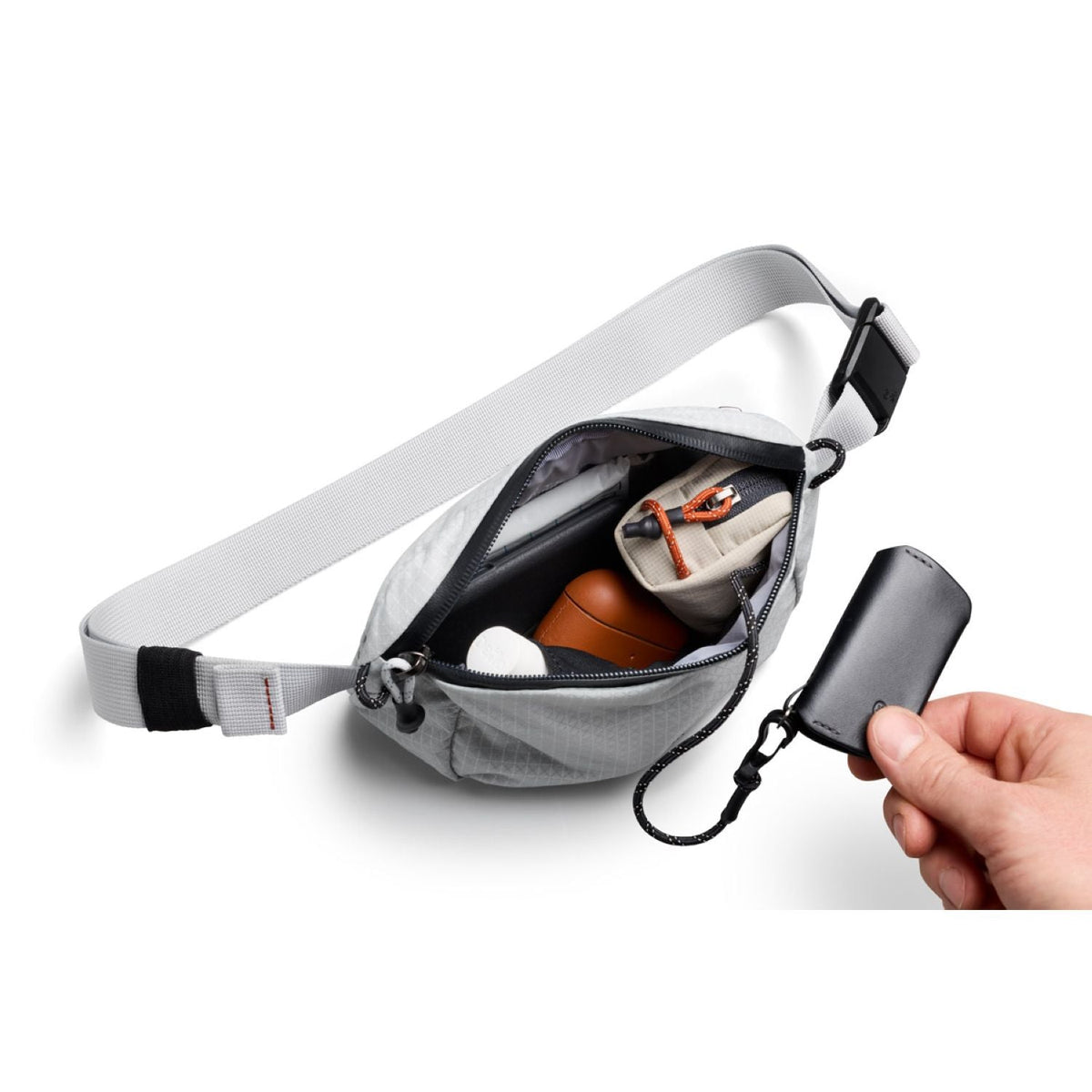 Bellroy Lite Belt Bag - Fog