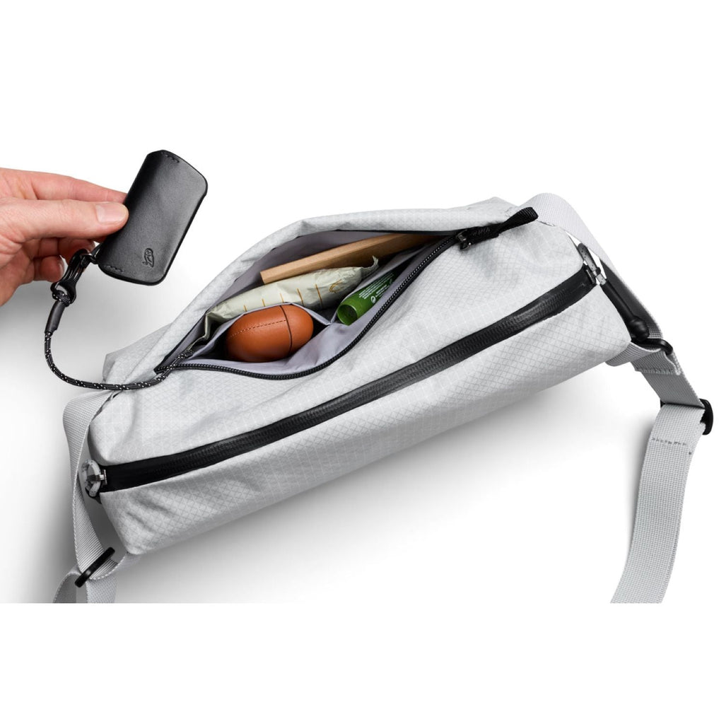 Bellroy Lite Sling - Fog