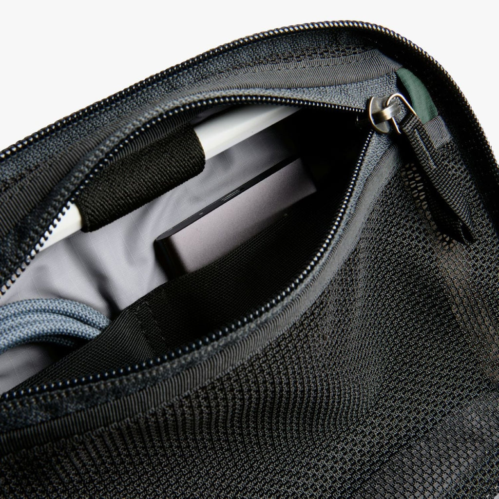 Bellroy Lite Tech Kit - Spruce