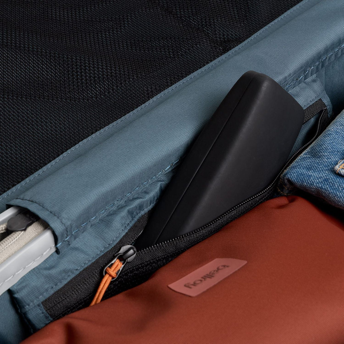 Bellroy Transit Check-In - Ash