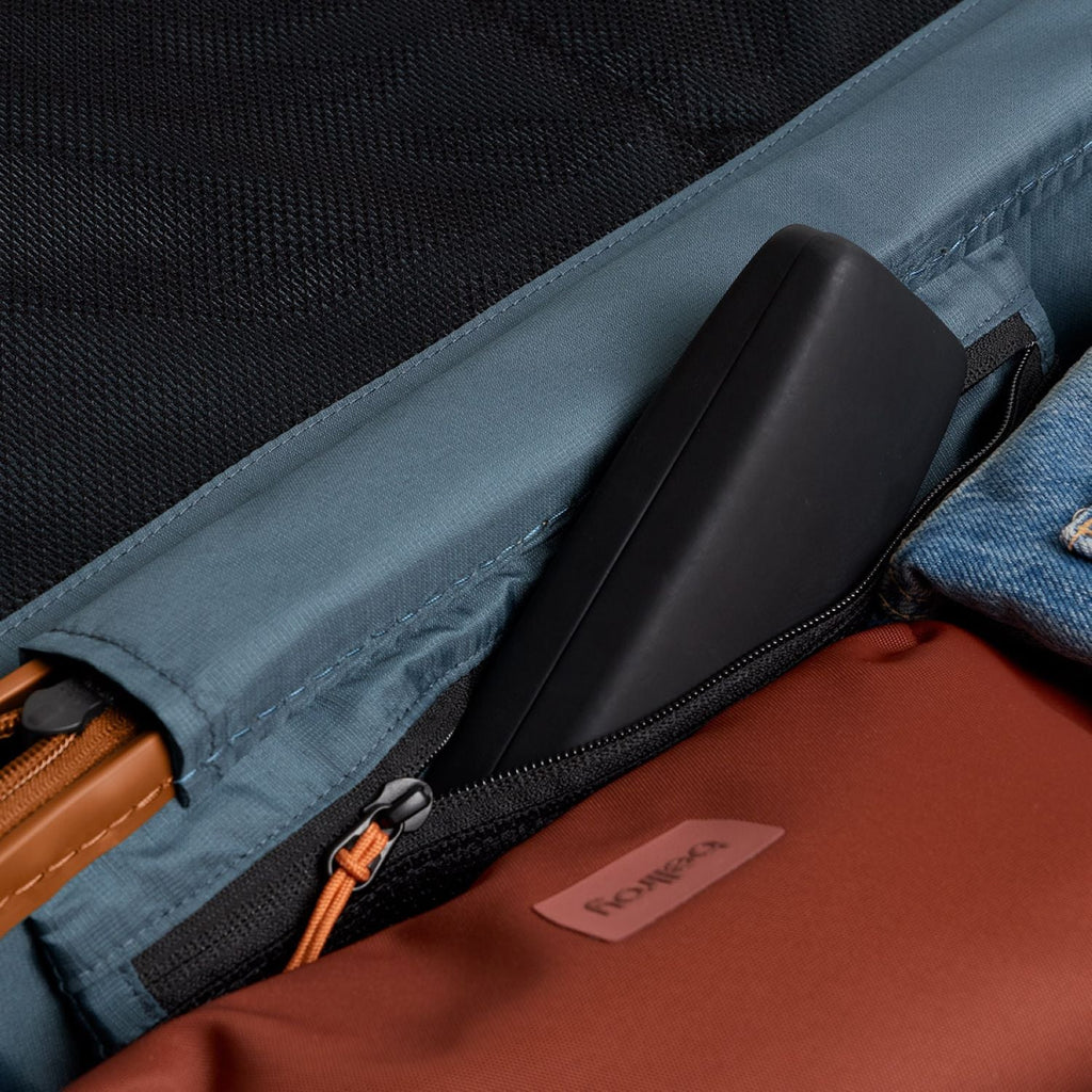 Bellroy Transit Check-In - Bronze