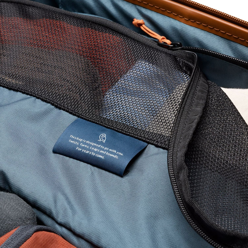 Bellroy Transit Check-In Large - Bronze