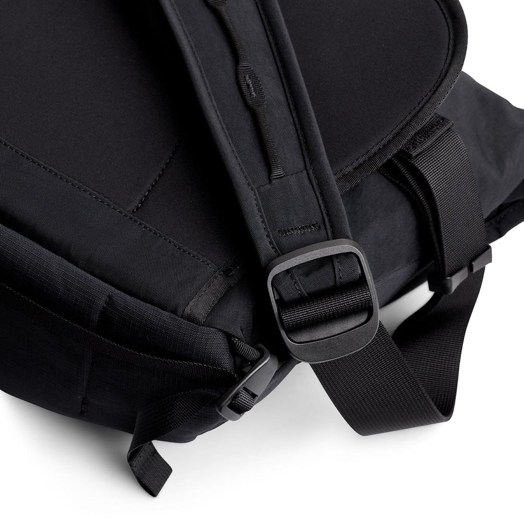 Bellroy Venture Messenger 14" - Black
