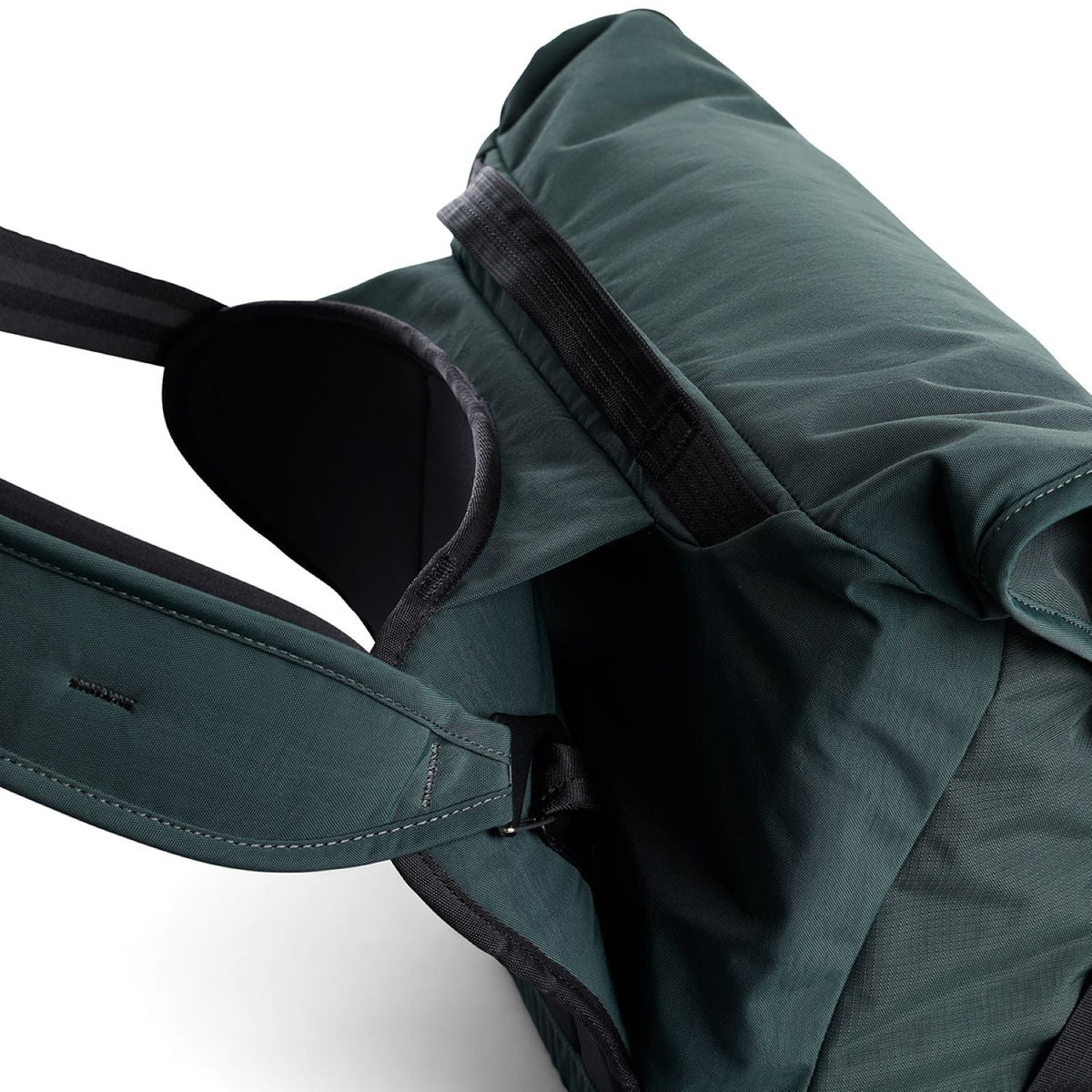 Bellroy Venture Messenger 14" - Deep Ocean