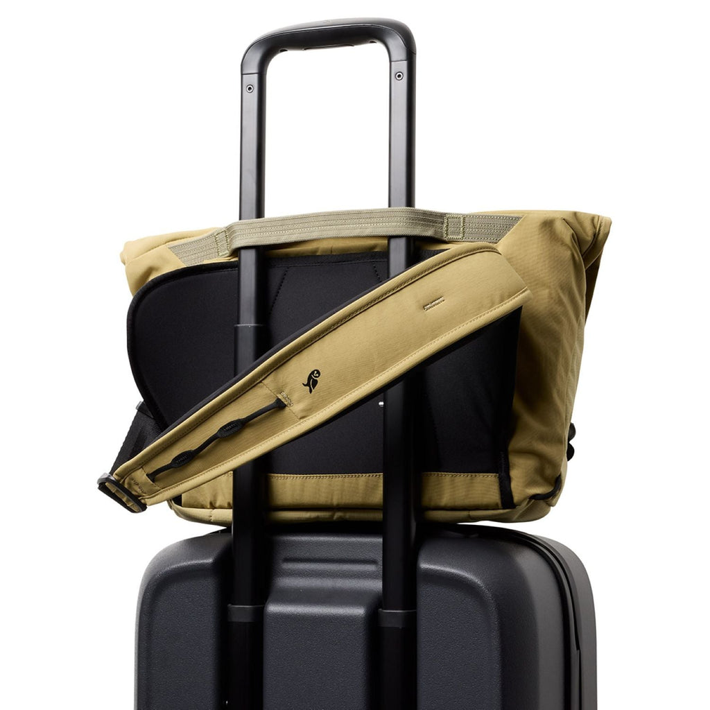 Bellroy Venture Messenger 14" - Safari