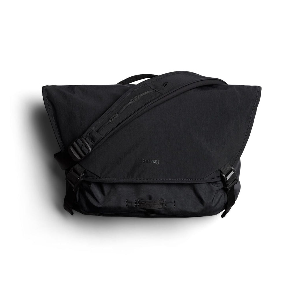 Bellroy Venture Messenger 16" - Black