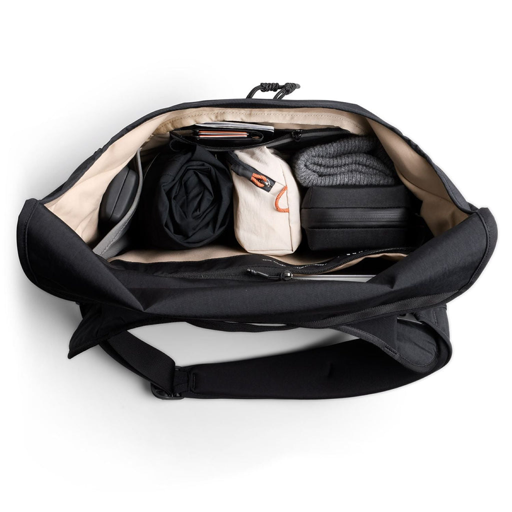 Bellroy Venture Messenger 16" - Black
