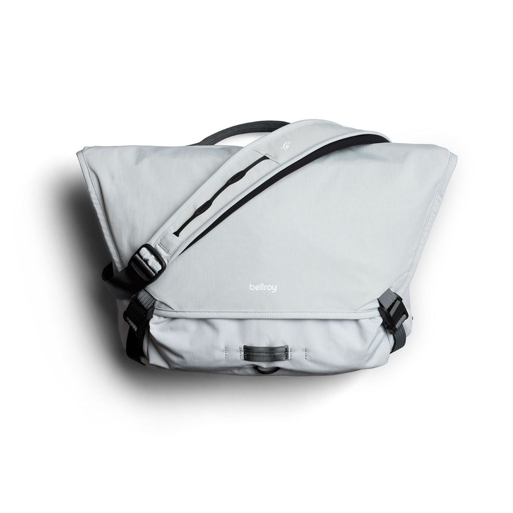 Bellroy Venture Messenger 16" - Fog
