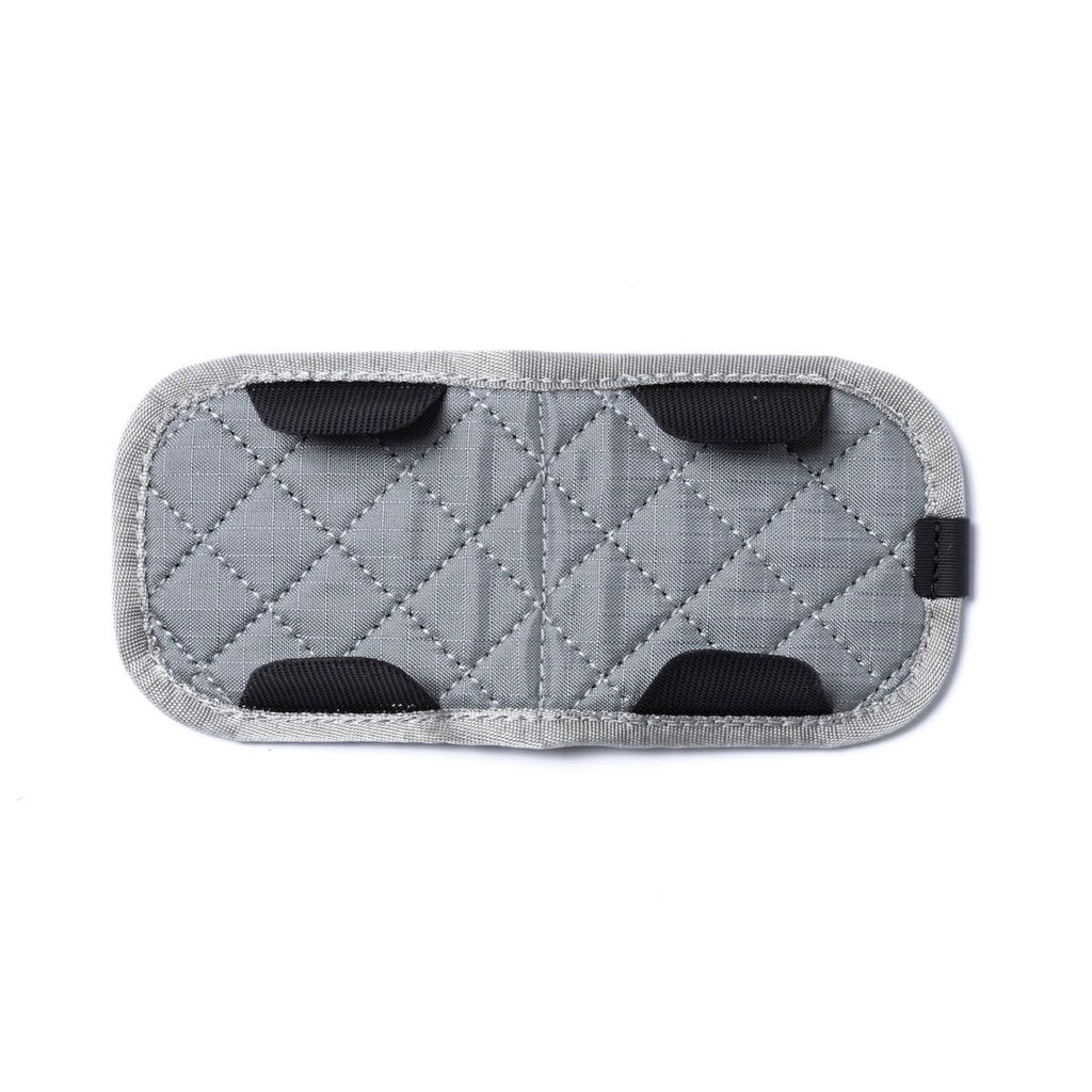 Black Ember Grip Sling 9 Camera Insert - Silver Mate